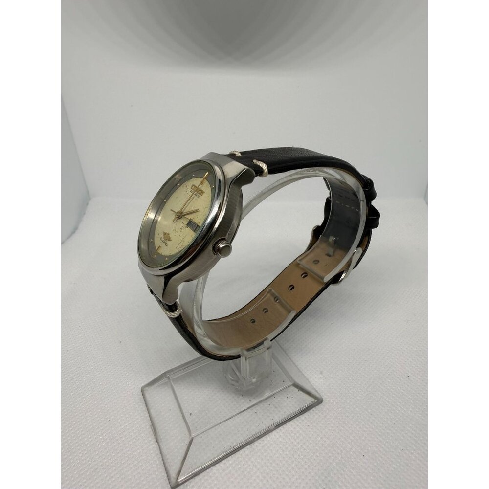 Vintage Citizen Automatic Mens Watch With Black Leather Band & Day-Date Dial - Picture 3 of 11